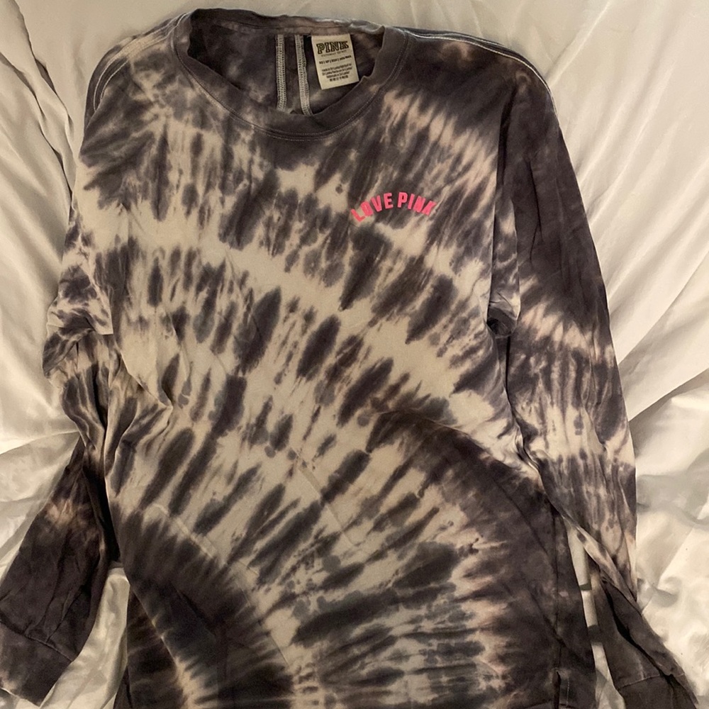 Pink open back long sleeve tie dye shirt